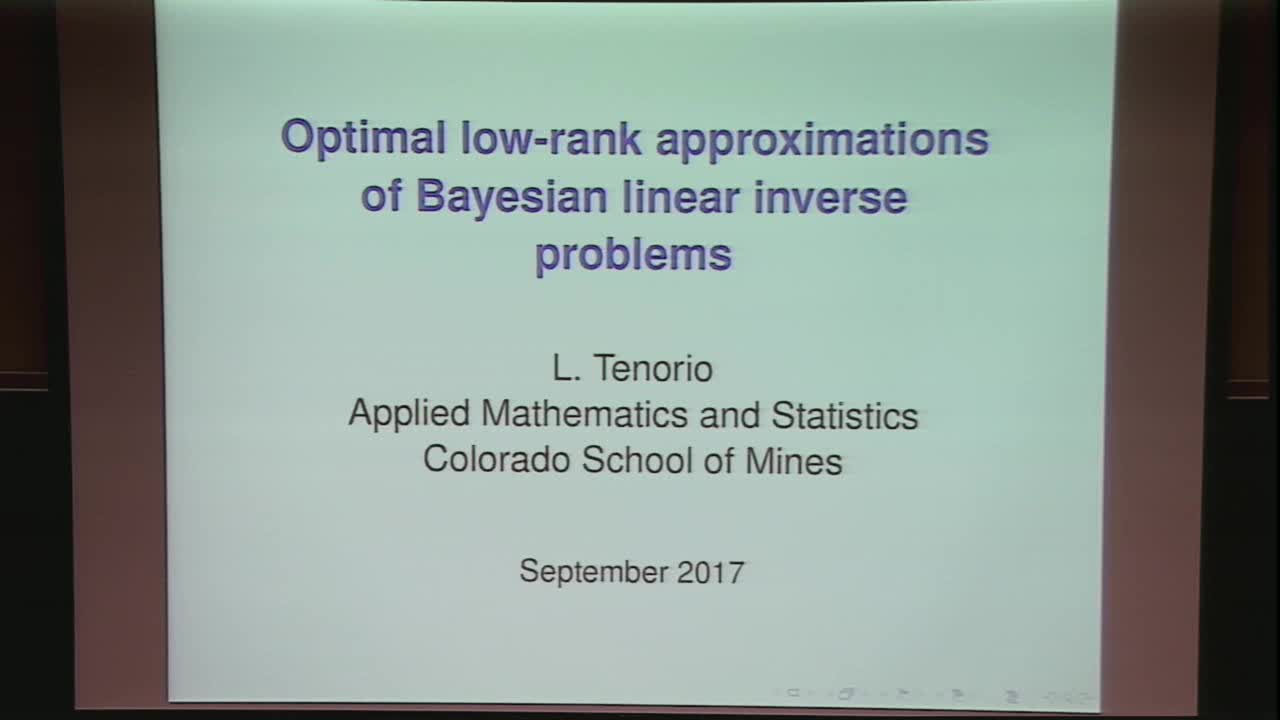 Optimal low-rank approximations of Bayesian linear inverse problems Thumbnail